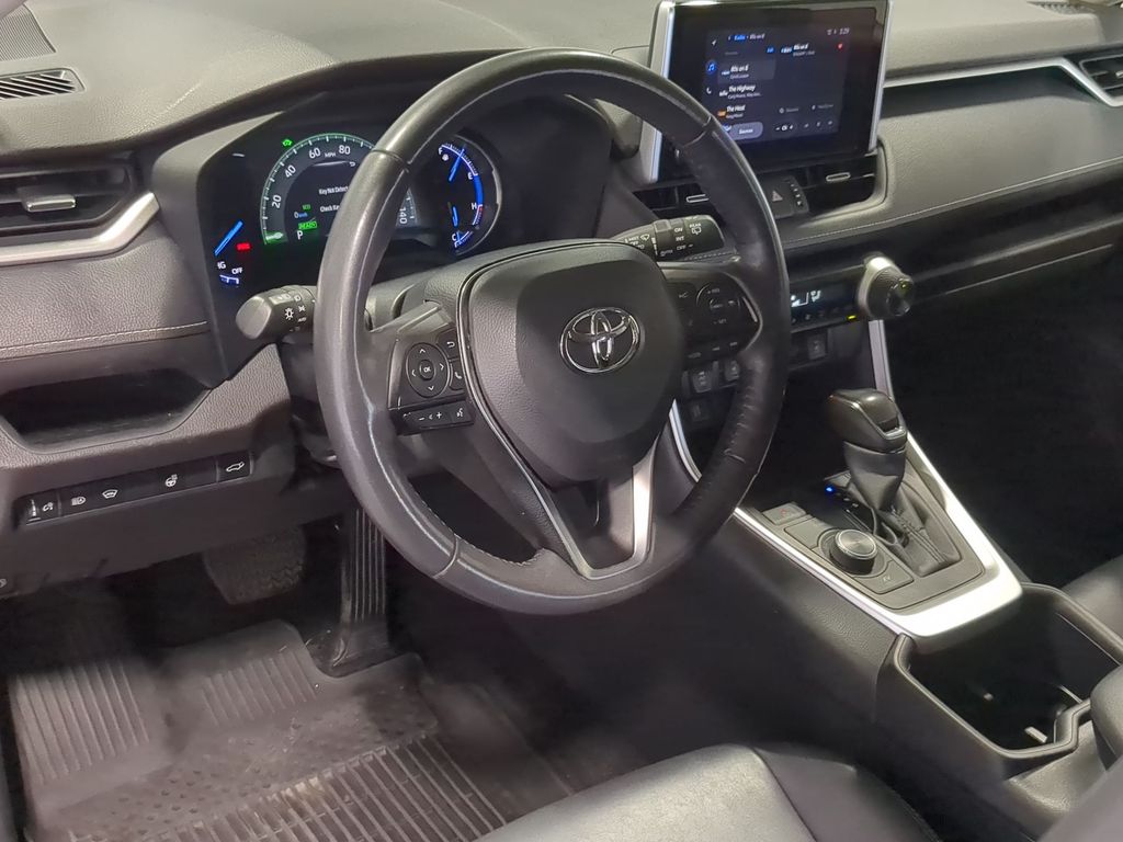 Thumbnail: 2024 Toyota RAV4 - 2