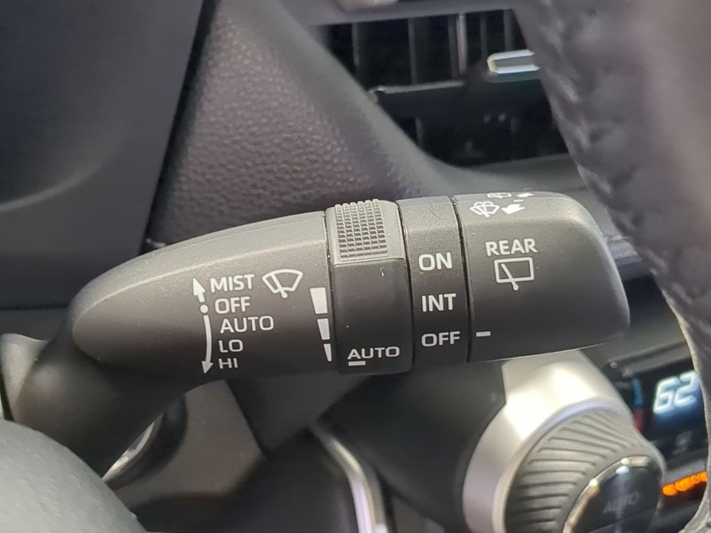 Thumbnail: 2024 Toyota RAV4 - 18
