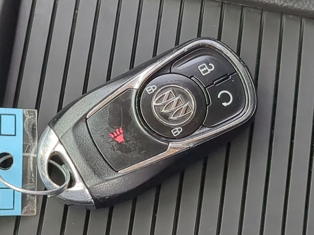 Thumbnail: 2019 Buick Encore - 33