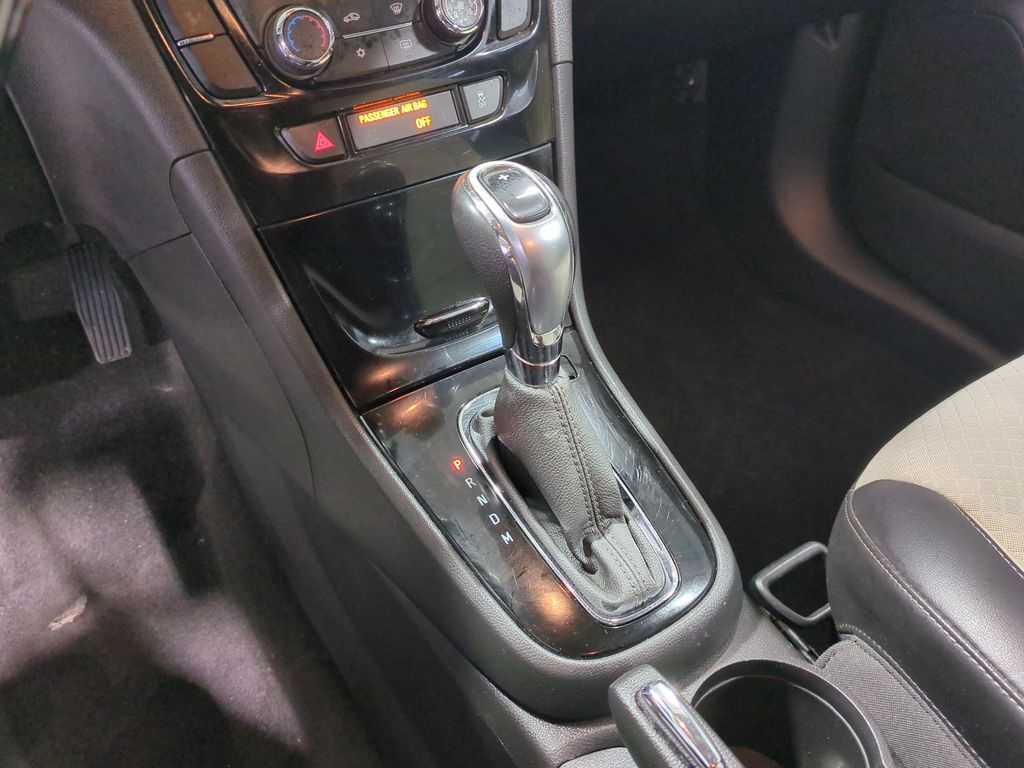 Thumbnail: 2018 Buick Encore - 16