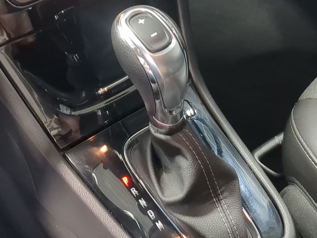 Thumbnail: 2022 Buick Encore - 14
