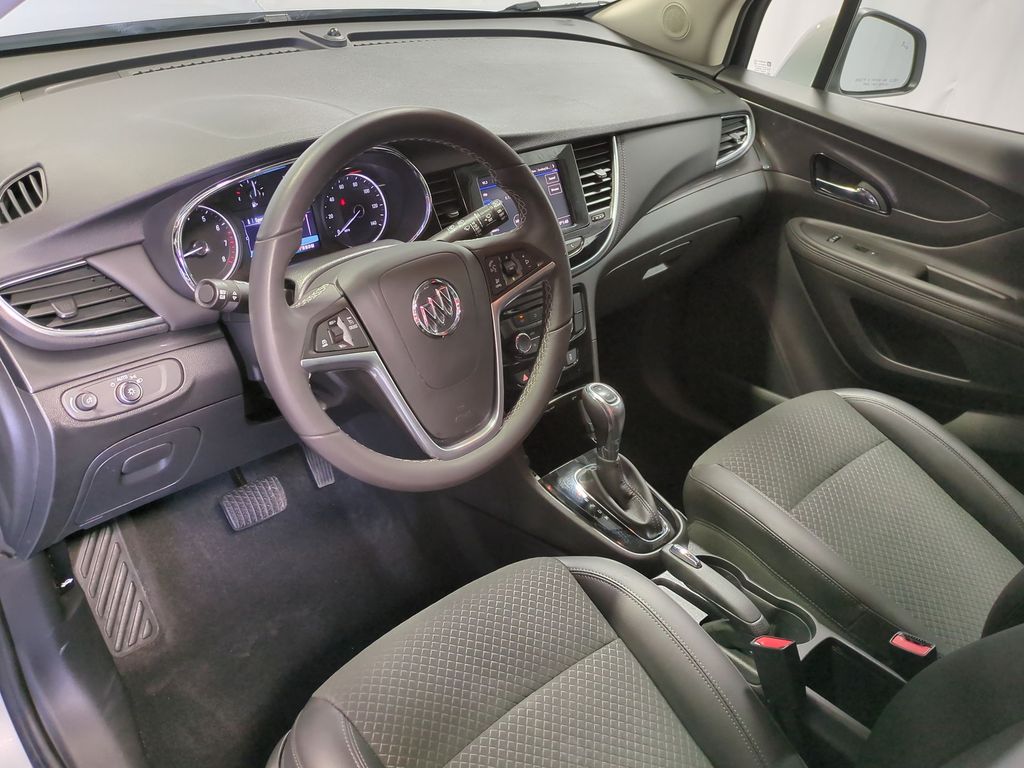 2022 Buick Encore Preferred 2