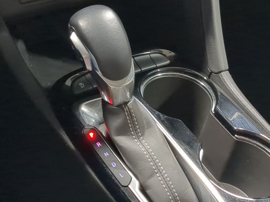 Thumbnail: 2023 Buick Encore GX - 33