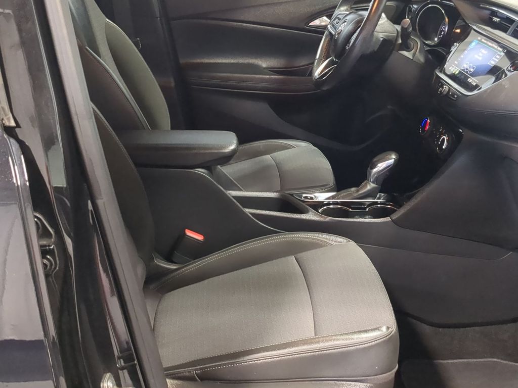 Thumbnail: 2021 Buick Encore GX - 11