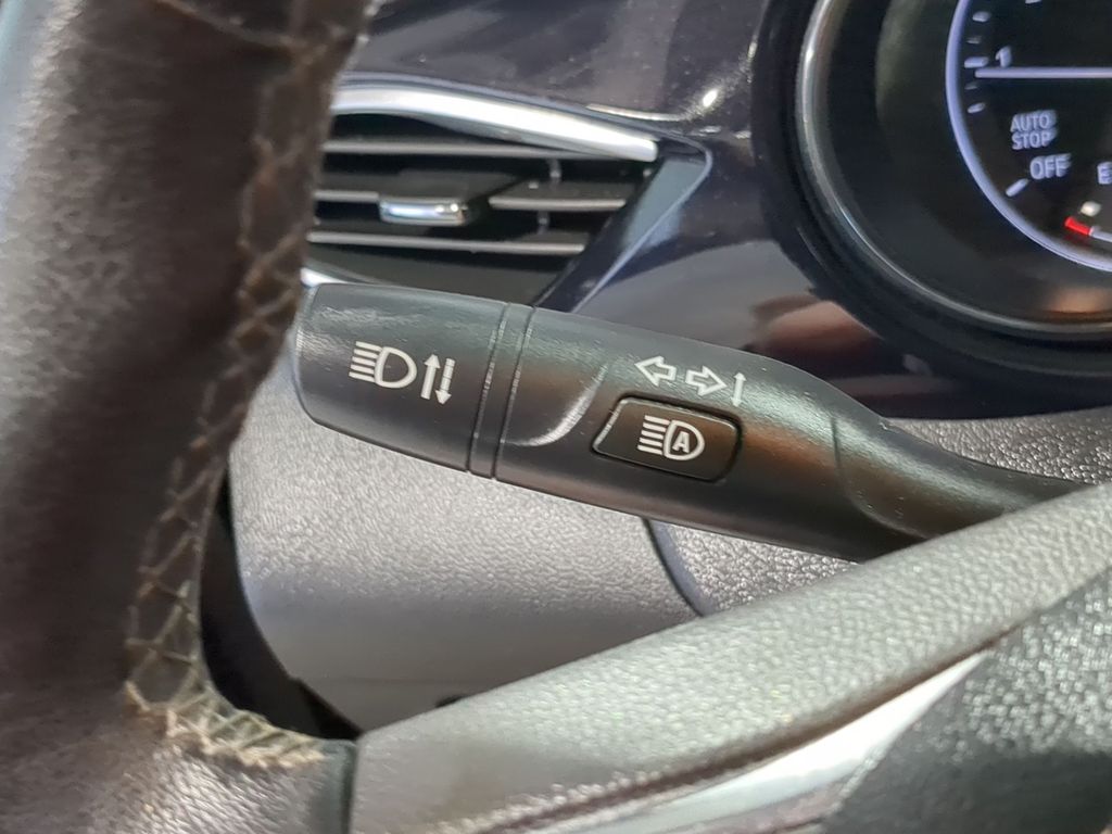 Thumbnail: 2021 Buick Encore GX - 32