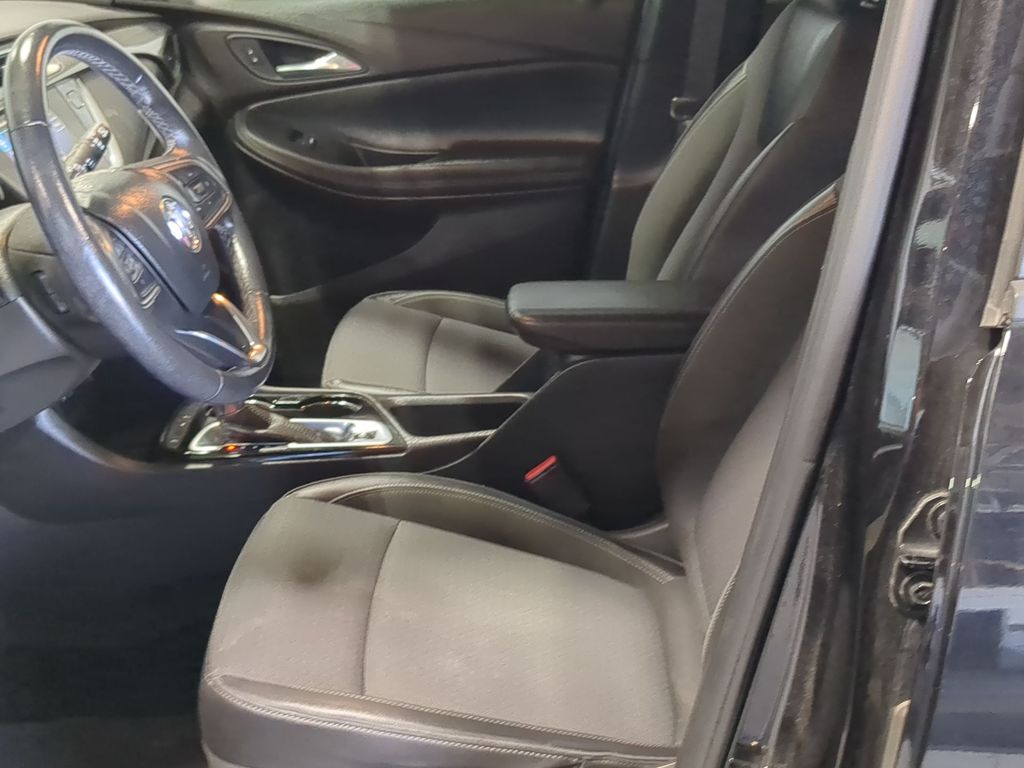 Thumbnail: 2021 Buick Encore GX - 10