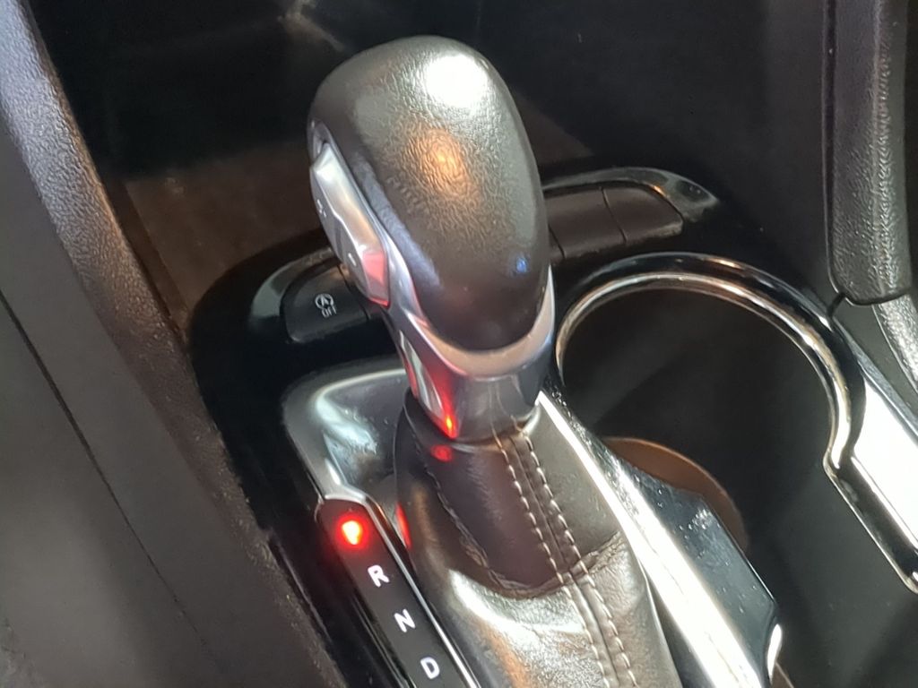 Thumbnail: 2021 Buick Encore GX - 15