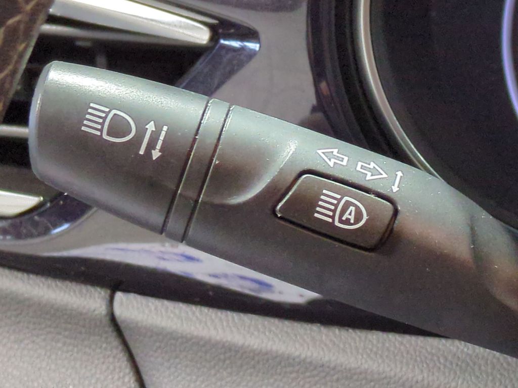 Thumbnail: 2023 Buick Encore GX - 32