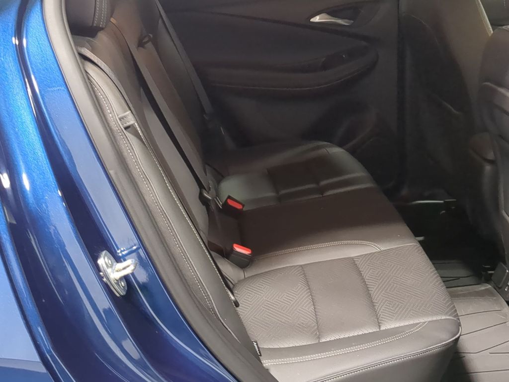 Thumbnail: 2023 Buick Encore GX - 28