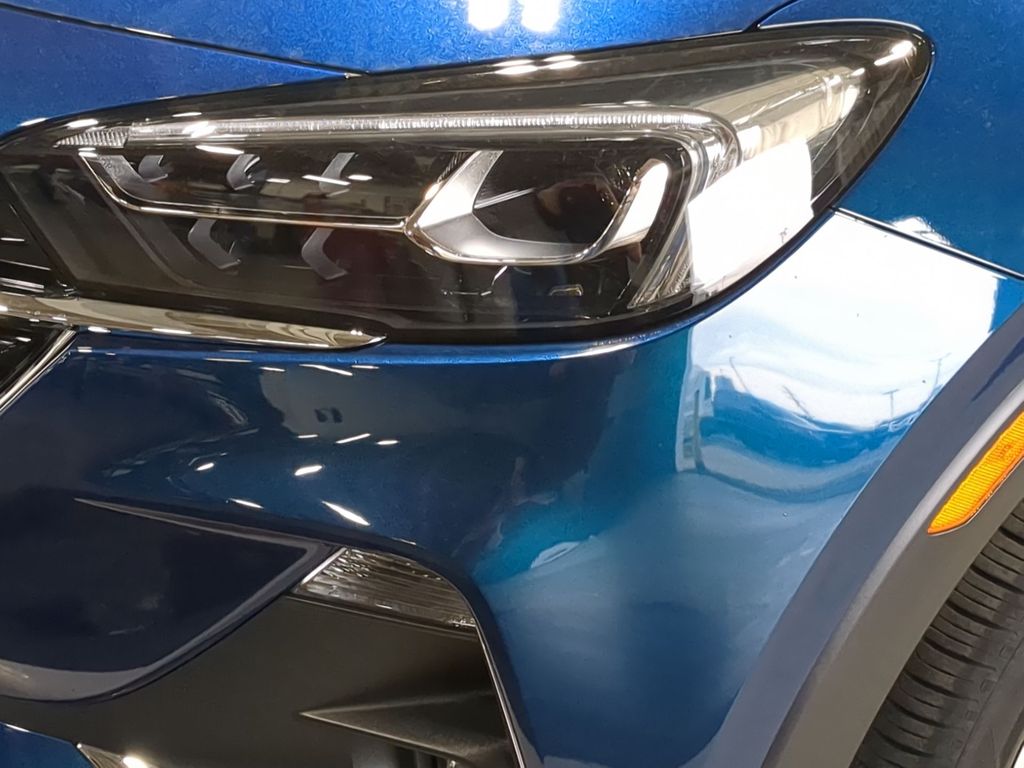 Thumbnail: 2023 Buick Encore GX - 24