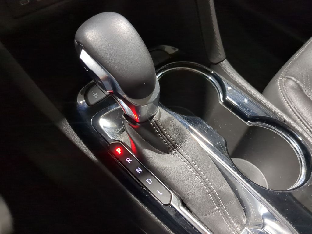 Thumbnail: 2023 Buick Encore GX - 15