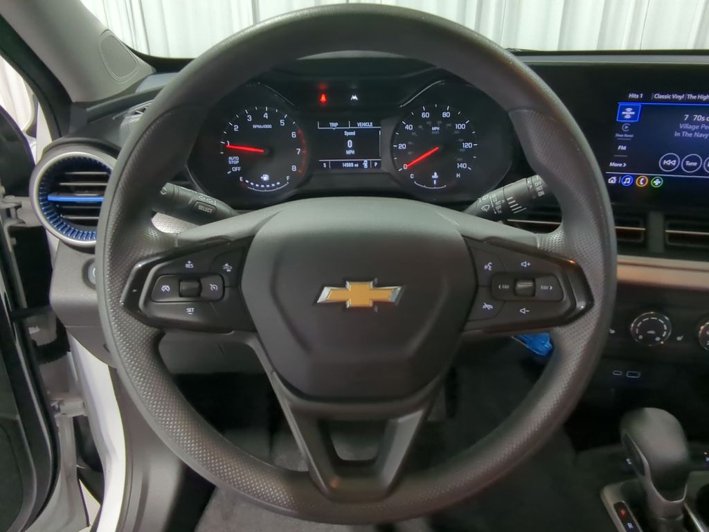 Thumbnail: 2024 Chevrolet Trax - 13