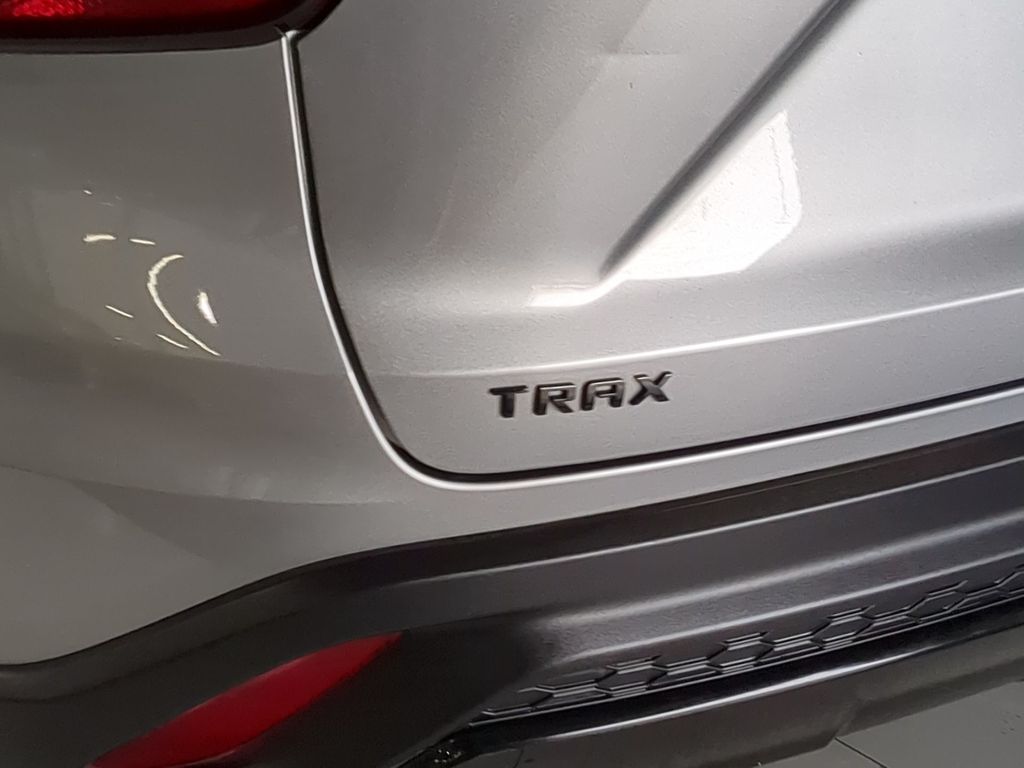 Thumbnail: 2024 Chevrolet Trax - 24