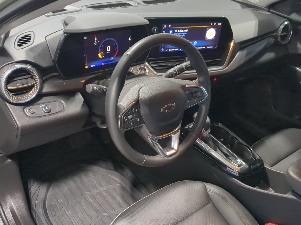 Thumbnail: 2025 Chevrolet Trax - 2