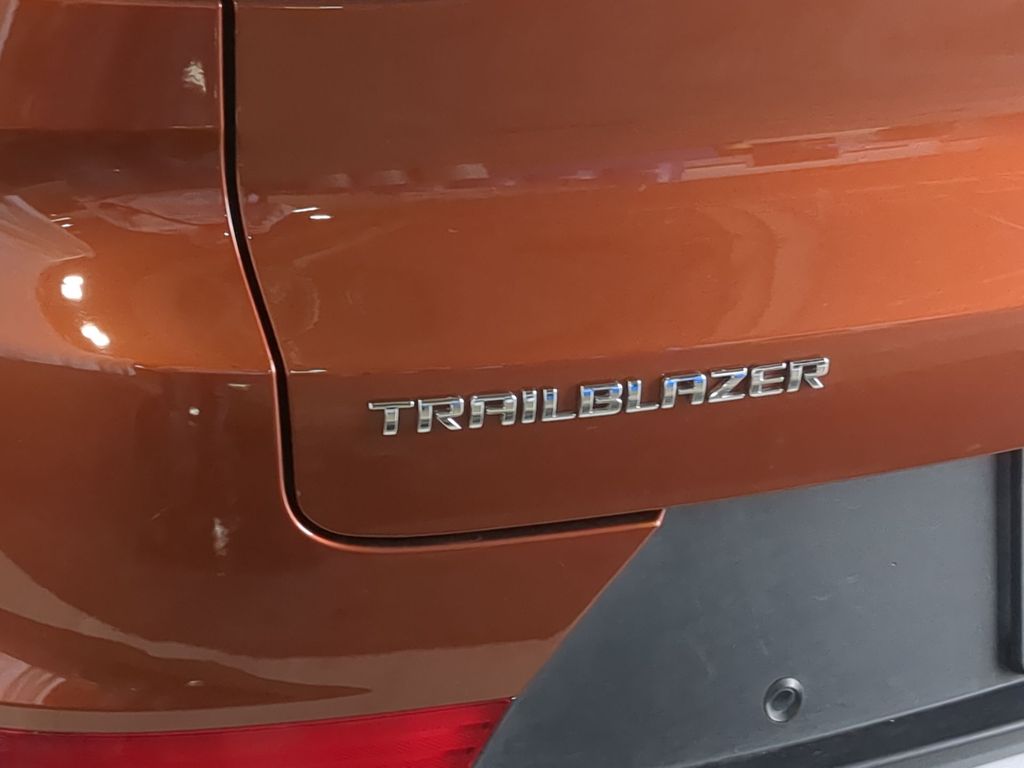 Thumbnail: 2021 Chevrolet TrailBlazer - 7