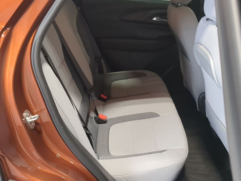 Thumbnail: 2021 Chevrolet TrailBlazer - 28