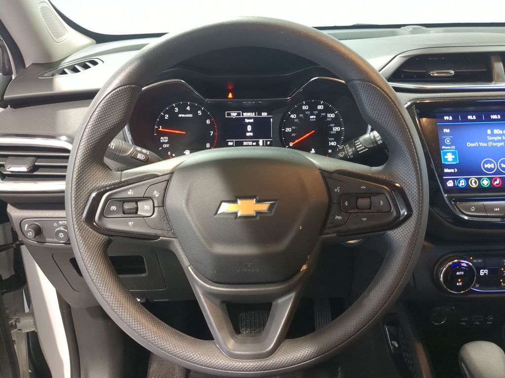 Thumbnail: 2023 Chevrolet TrailBlazer - 13