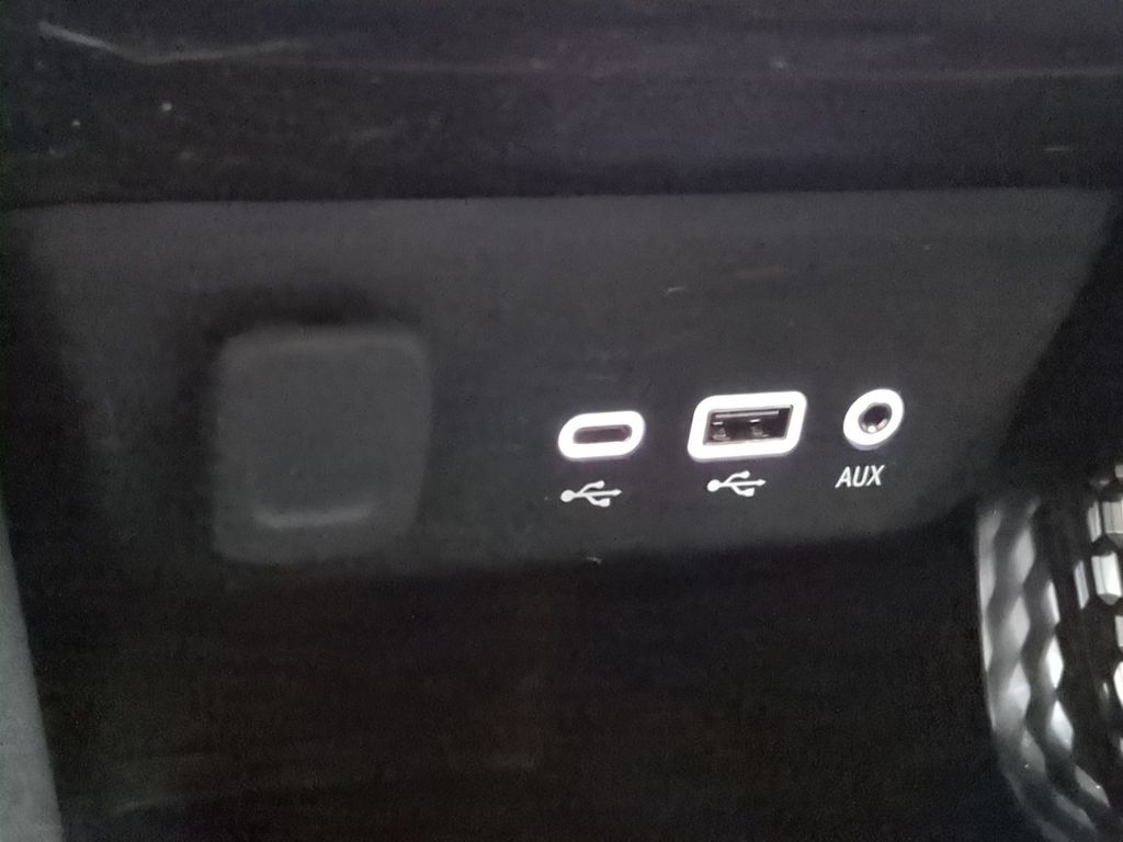 Thumbnail: 2023 Chevrolet TrailBlazer - 39