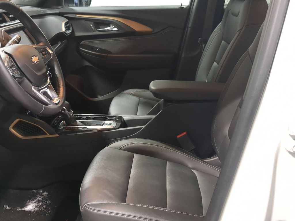 Thumbnail: 2023 Chevrolet TrailBlazer - 9