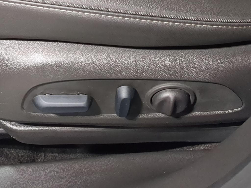 Thumbnail: 2023 Chevrolet TrailBlazer - 33