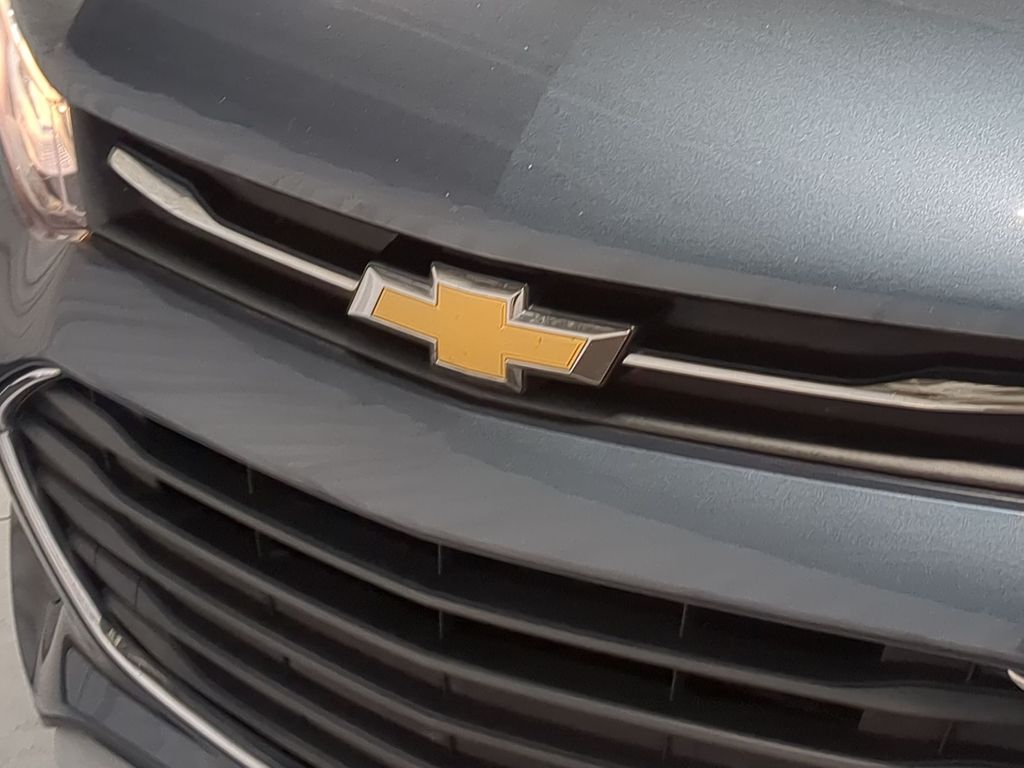 Thumbnail: 2021 Chevrolet Trax - 7