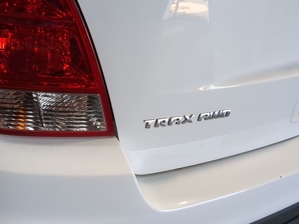 Thumbnail: 2021 Chevrolet Trax - 25