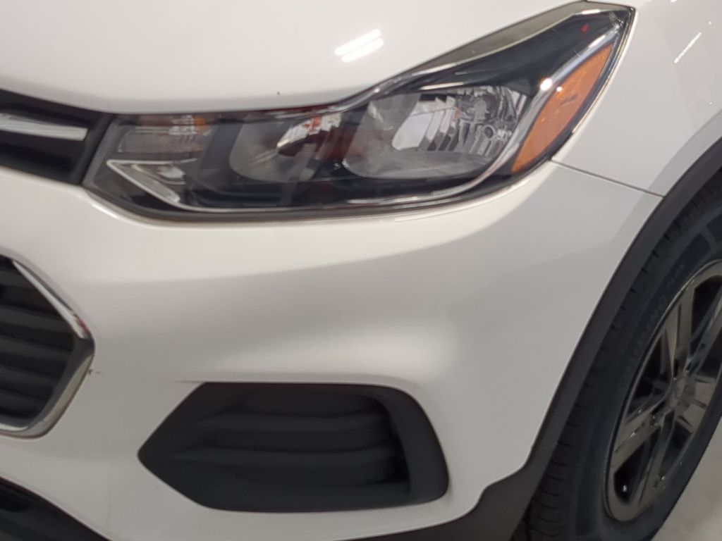 Thumbnail: 2021 Chevrolet Trax - 24