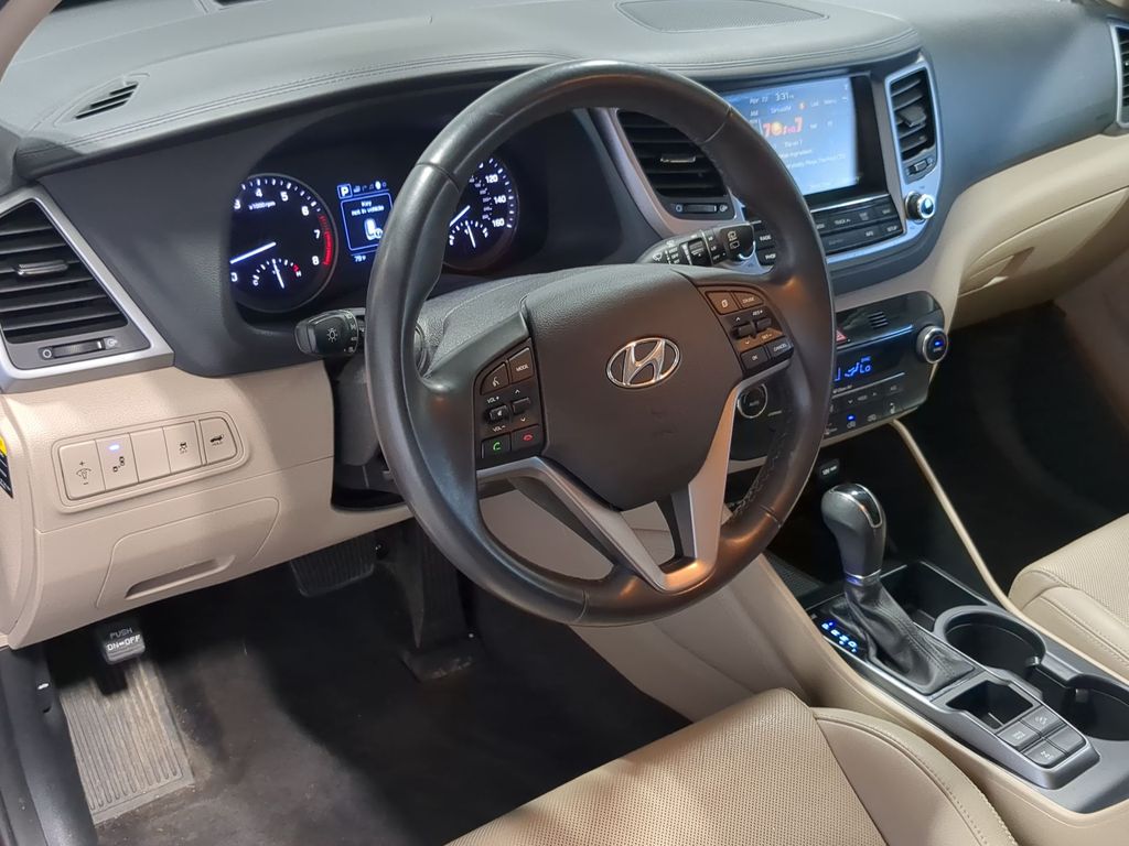 Thumbnail: 2017 Hyundai Tucson - 2