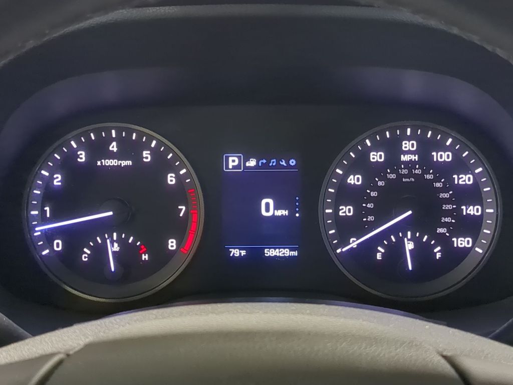 Thumbnail: 2017 Hyundai Tucson - 16