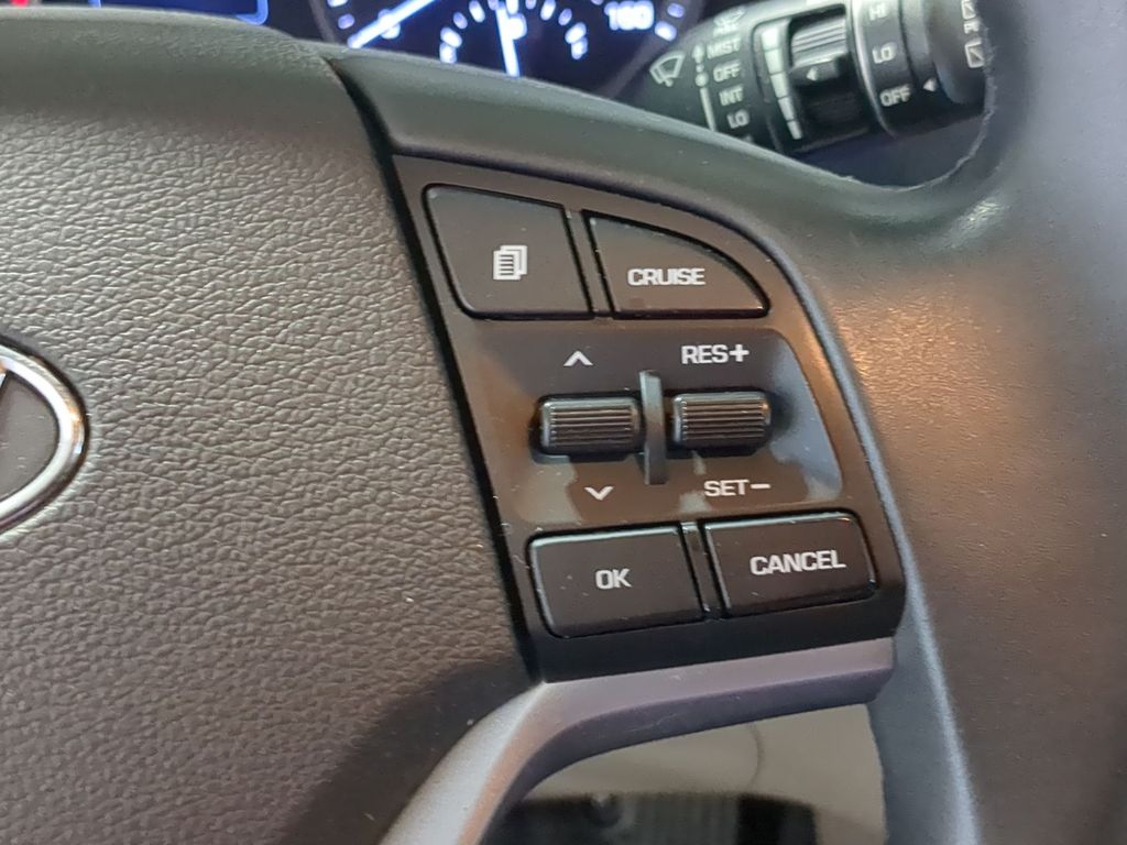 Thumbnail: 2017 Hyundai Tucson - 30