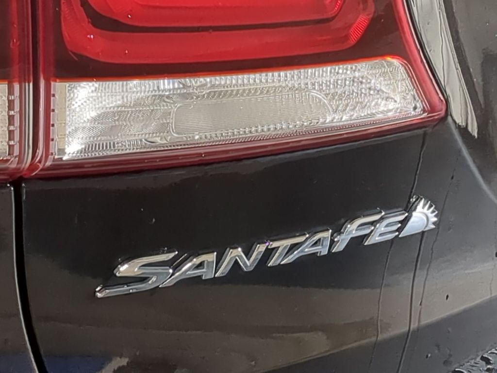Thumbnail: 2017 Hyundai Santa Fe - 25