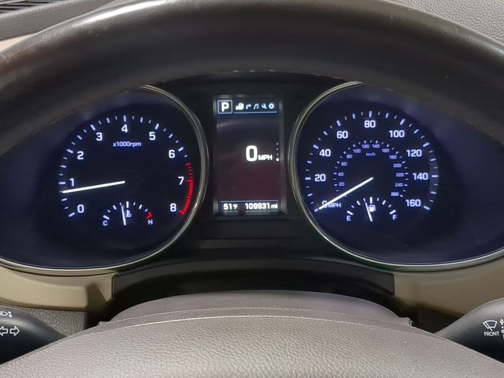 Thumbnail: 2017 Hyundai Santa Fe - 16
