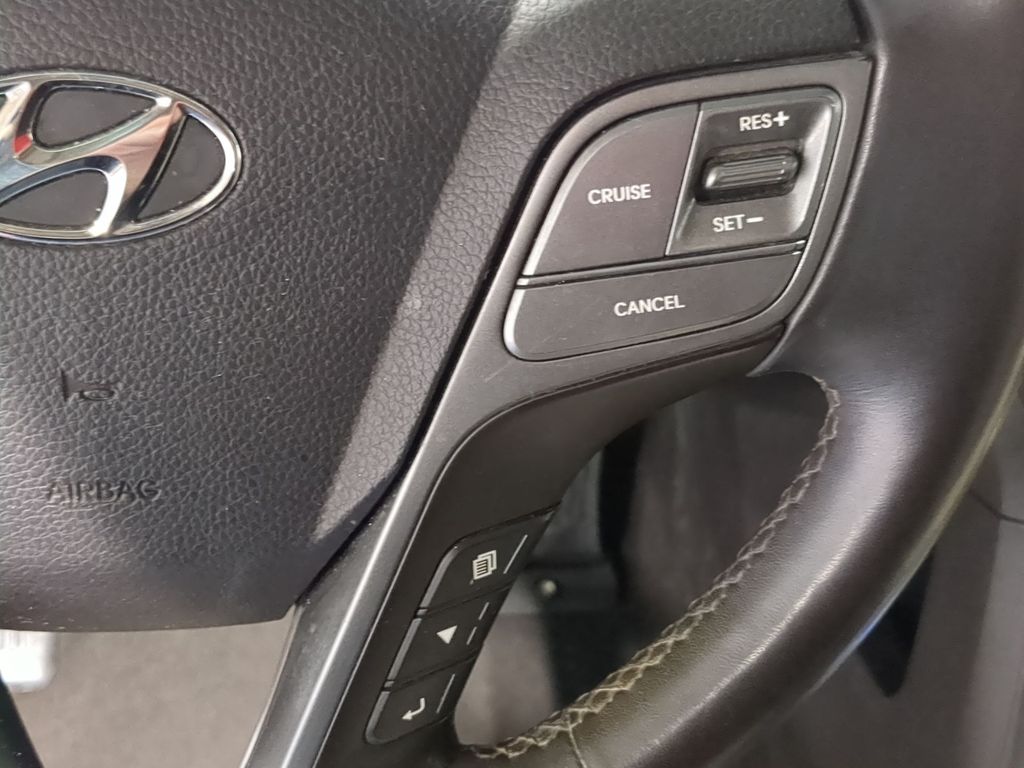 Thumbnail: 2017 Hyundai Santa Fe - 30