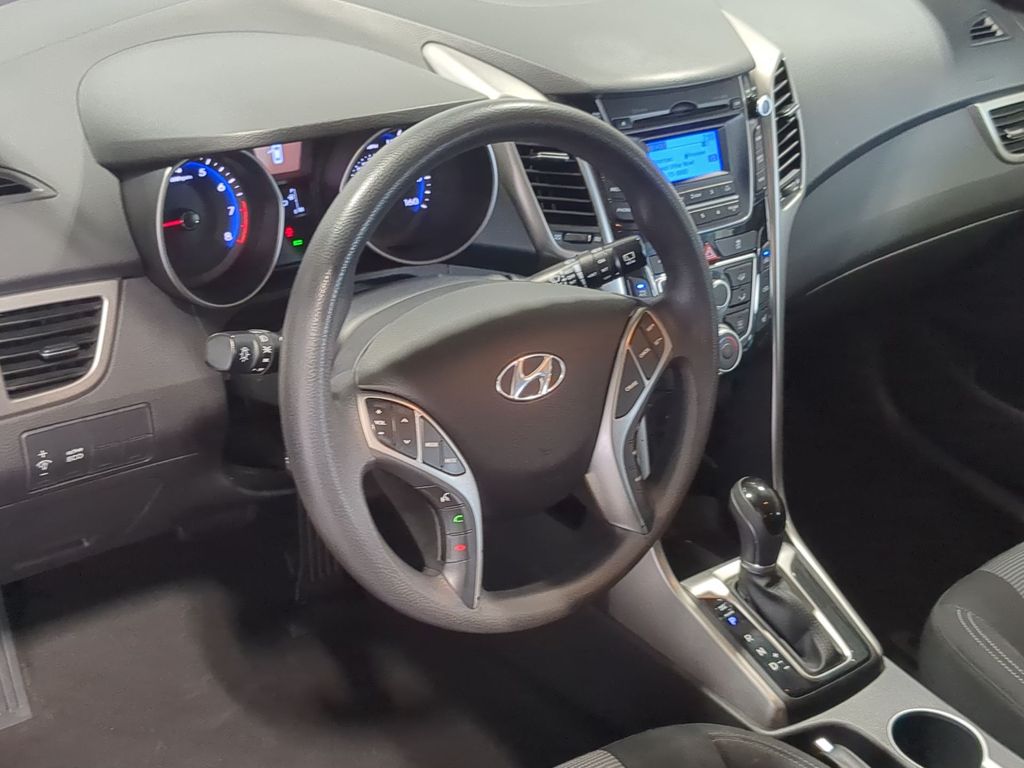 Thumbnail: 2016 Hyundai Elantra - 2