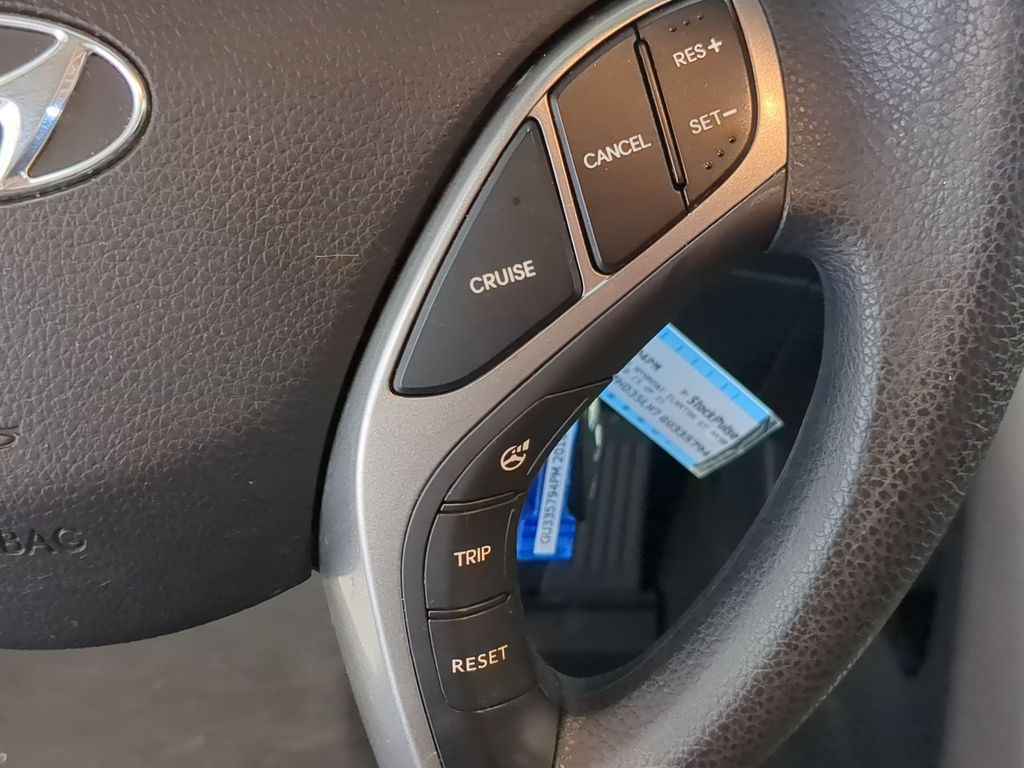 Thumbnail: 2016 Hyundai Elantra - 29