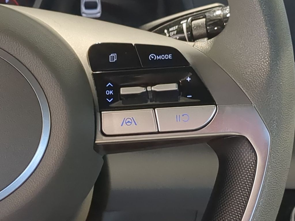 Thumbnail: 2021 Hyundai Elantra - 30