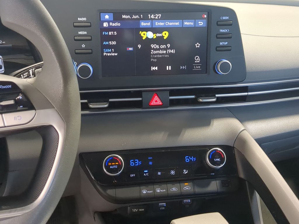 Thumbnail: 2021 Hyundai Elantra - 13