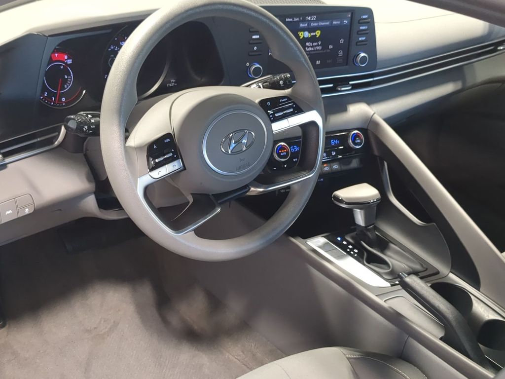 Thumbnail: 2021 Hyundai Elantra - 2