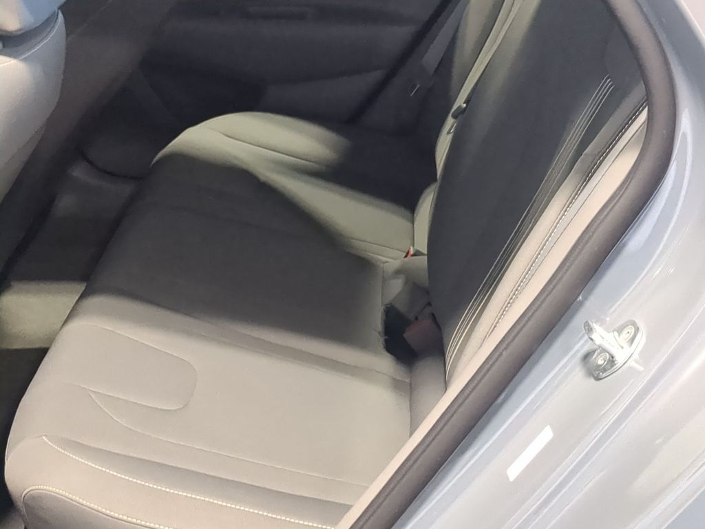 Thumbnail: 2021 Hyundai Elantra - 26