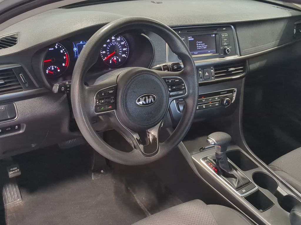 Thumbnail: 2016 Kia Optima - 2