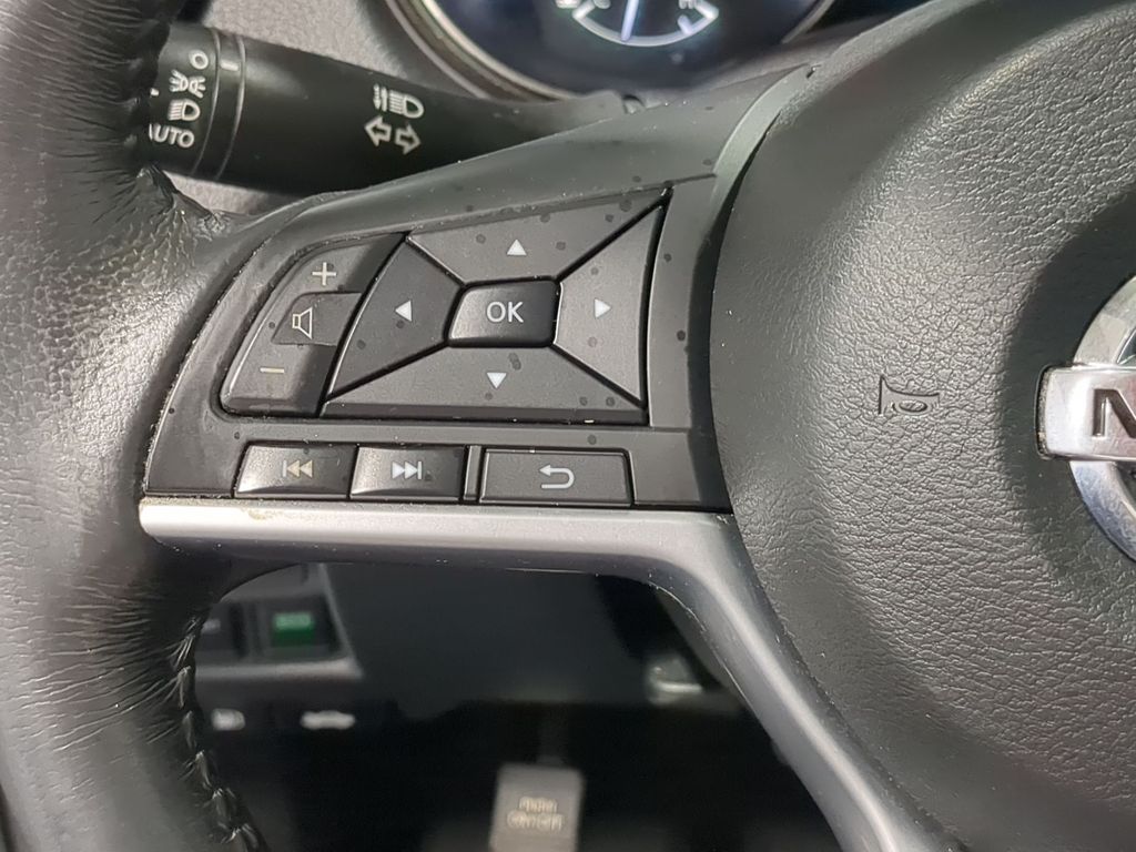 Thumbnail: 2017 Nissan Rogue - 29