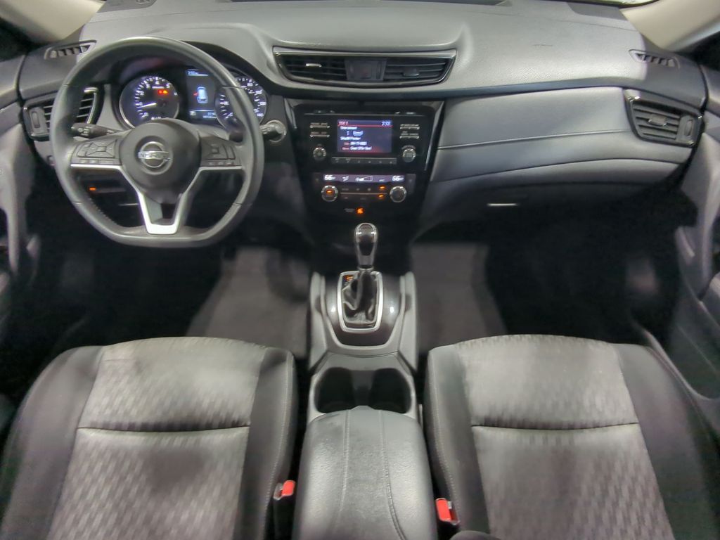 Thumbnail: 2017 Nissan Rogue - 9