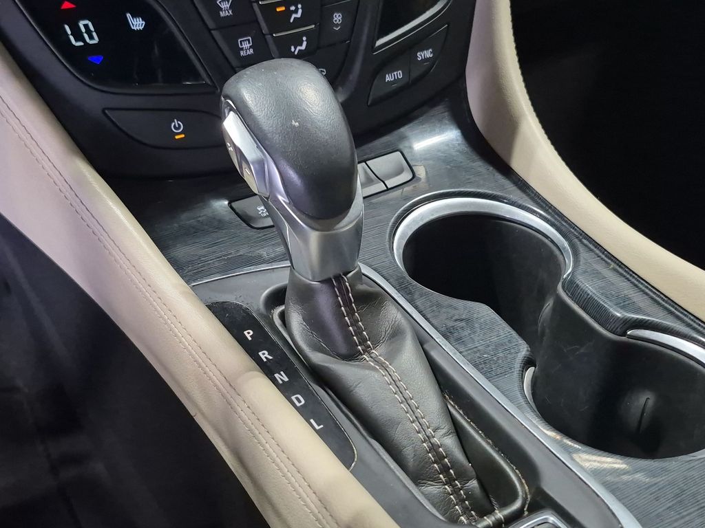Thumbnail: 2017 Buick Envision - 16