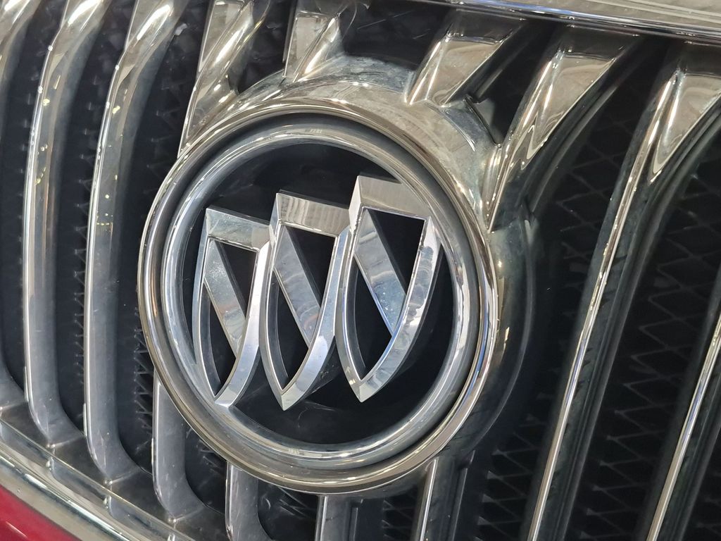 Thumbnail: 2017 Buick Envision - 8