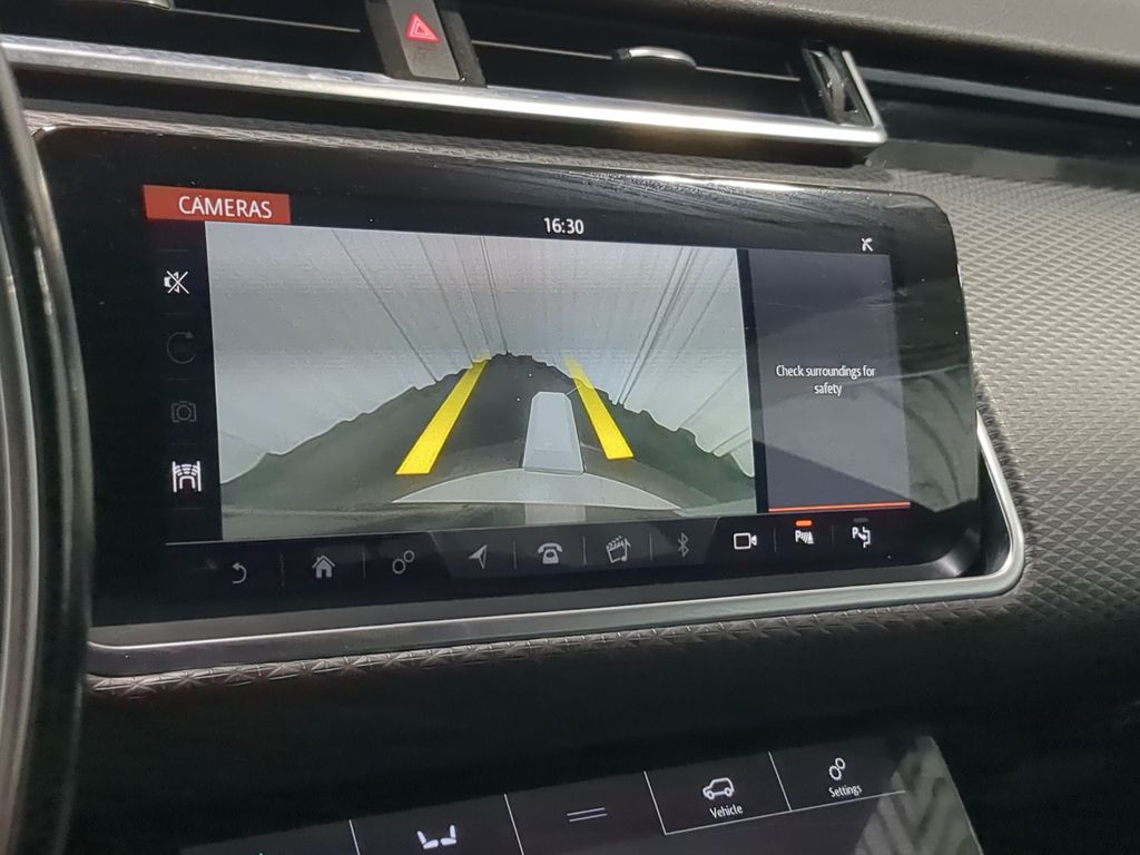 Thumbnail: 2019 Land Rover Range Rover Velar - 32