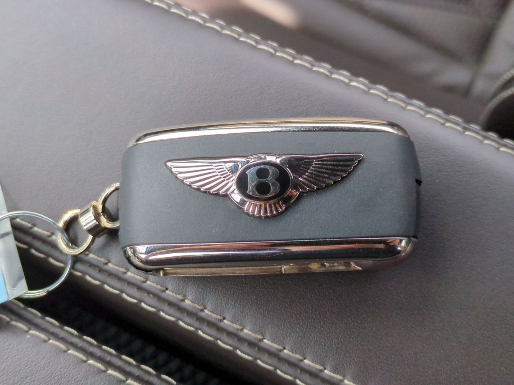 2013 Bentley Continental GT 17