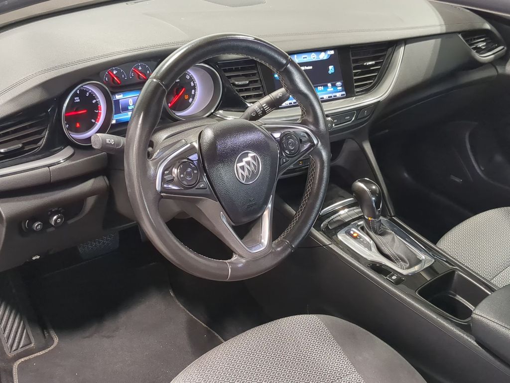 Thumbnail: 2018 Buick Regal - 2