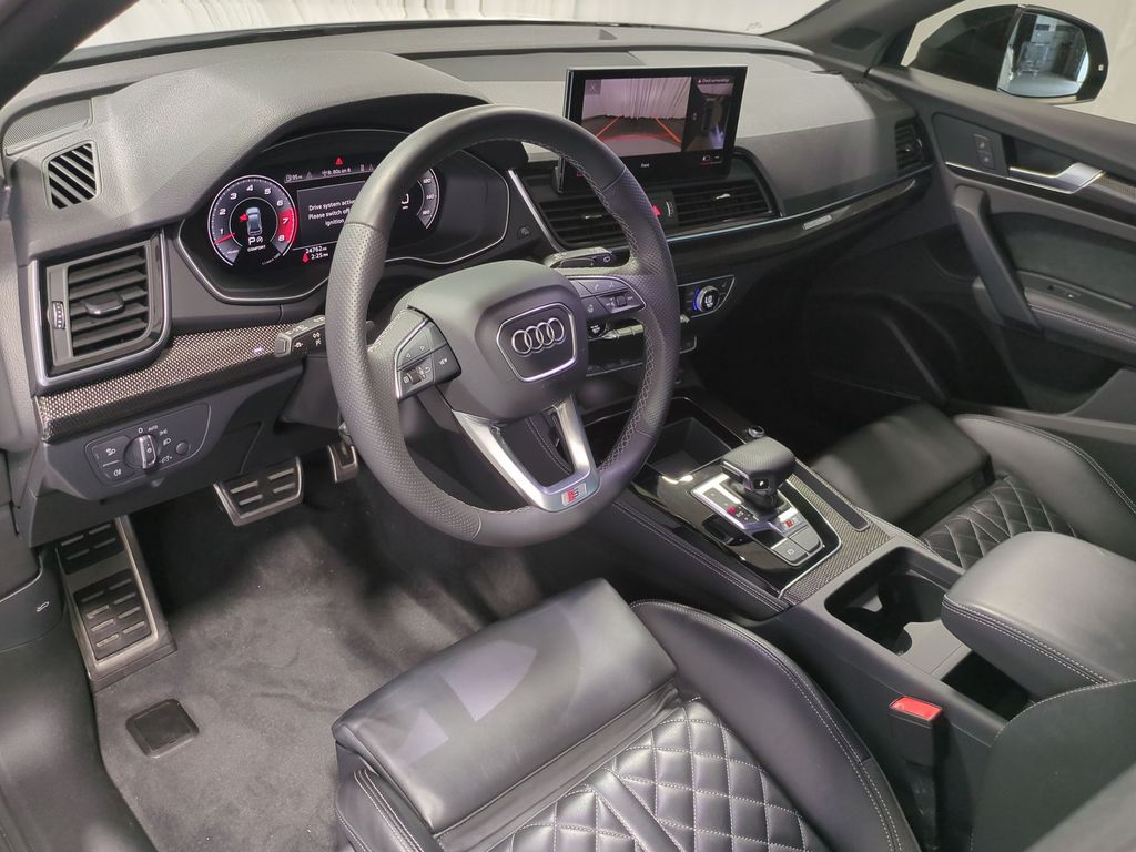 Thumbnail: 2023 Audi SQ5 - 2