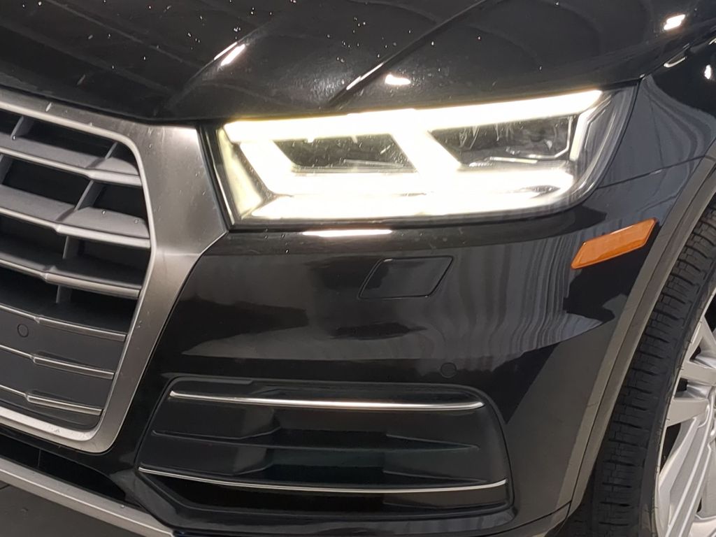 Thumbnail: 2018 Audi Q5 - 23