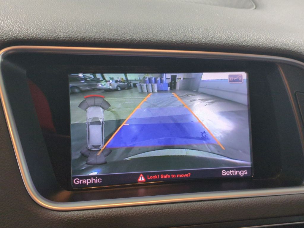 Thumbnail: 2016 Audi Q5 - 35